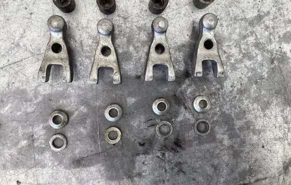 Opel Astra H Fuel Injector clamp holder Fgpb143