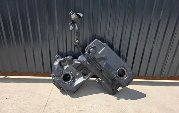 Audi A7 S7 4G Fuel tank 