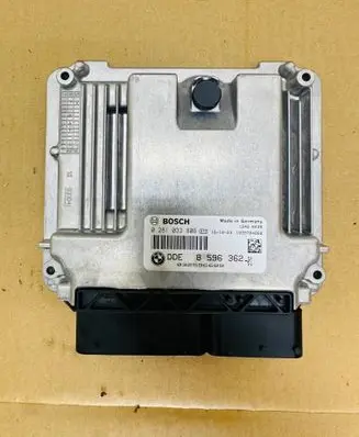 BMW 1 F20 F21 Engine control unit/module 8596362 0281033806