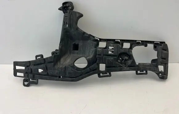 Volvo S90, V90 Front bumper mounting bracket 31383237