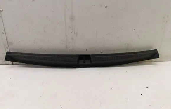 Dacia Duster II Trunk/boot sill cover protection 849930170R