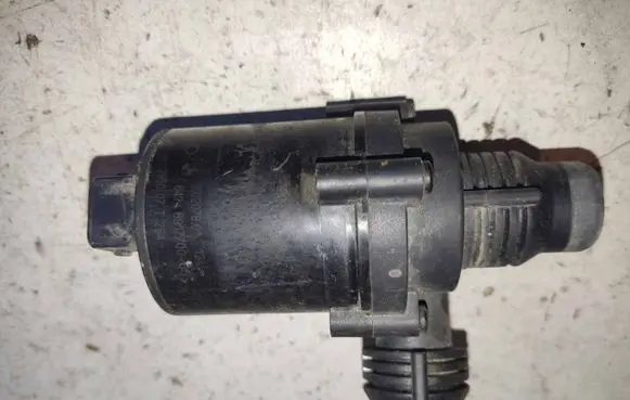 BMW 5 E60 E61 Electric auxiliary coolant/water pump 70207801