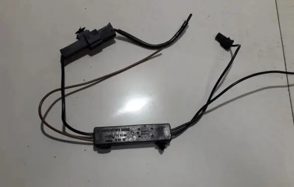 Antenna control unit