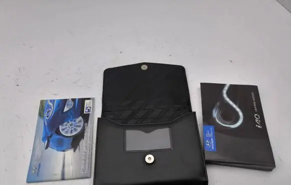 Hyundai i40 Owners service history hand book 