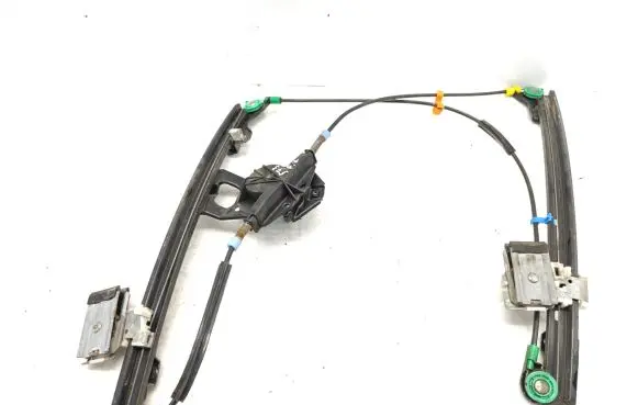 Volkswagen Golf III Front door manual window regulator 1H0837401B