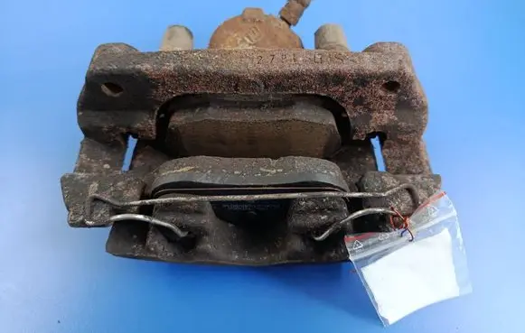 Renault Megane III Front brake caliper