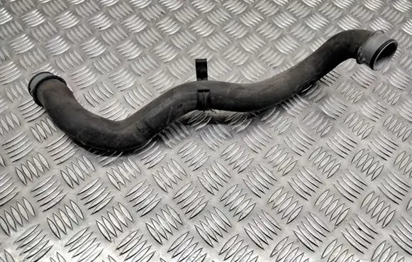 Mercedes-Benz E W212 Engine coolant pipe/hose 2045013182