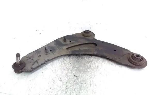 Opel Vivaro Front lower control arm/wishbone