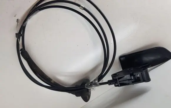 Citroen C5 Engine bonnet (hood) release handle