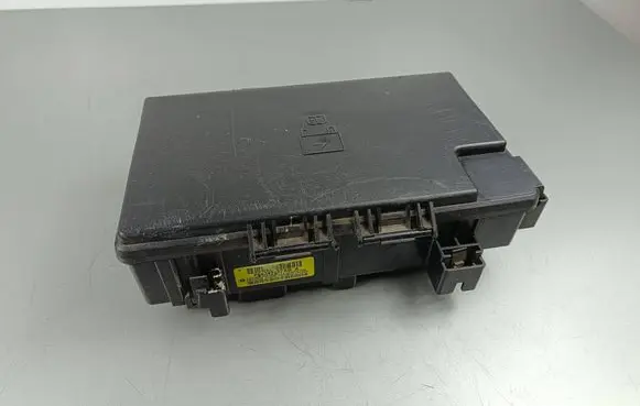 Dodge VAN RAM Fuse box set P68243257AB 16238CF15176N