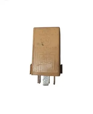 BMW 3 E46 Window wiper interval relay 8384505