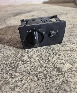 Ford Focus Light switch 7M5T13A024EA
