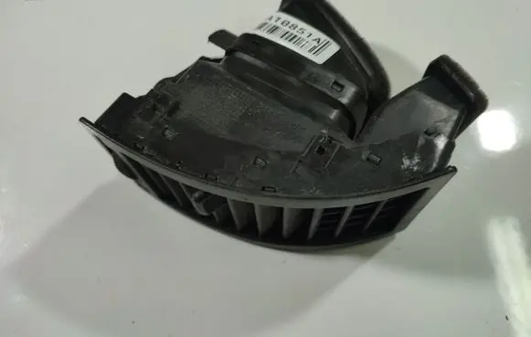 Dash center air vent grill