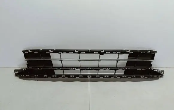 Volkswagen PASSAT B8 Front bumper lower grill 3G0853677G AT879 3G0853671B