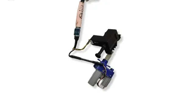 Mazda 3 III Clutch pedal sensor BJE667SH0