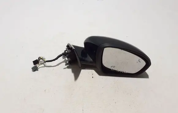 Front door electric wing mirror