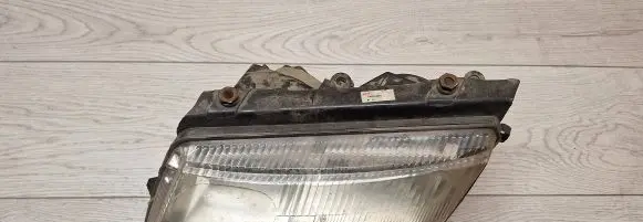 Volkswagen PASSAT B5 Headlight/headlamp MVW123H031