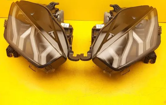 Lamborghini LP 610-4 Headlight/headlamp 4T0941003H 4T0941004H