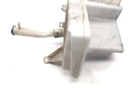 Toyota Avensis T270 Lamp washer fluid tank 8531005141