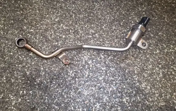 BMW 4 F36 Gran coupe Exhaust gas pressure sensor 8570936 8514018
