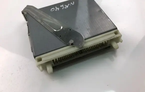 Volvo S80 Engine control unit/module ECU P01275565 0261204293