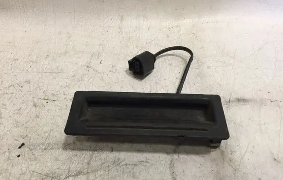 Volkswagen Touareg I Tailgate/trunk/boot exterior handle 1J0827566
