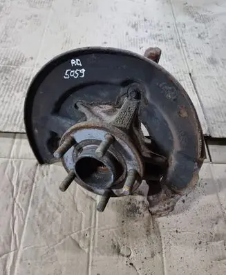 Ford Focus Front wheel hub NOCODE