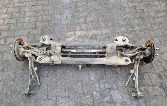 Toyota Yaris Rear axle beam 