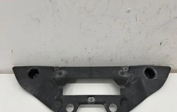 BMW i4 Center/middle under tray cover 9448016