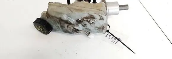 Brake fluid reservoir