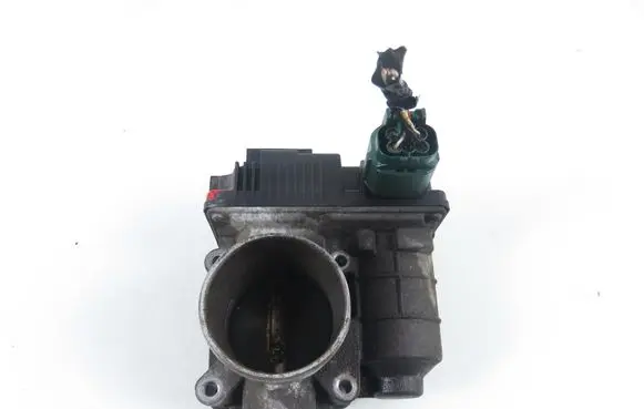 Nissan Almera N16 Throttle body valve SERA57601