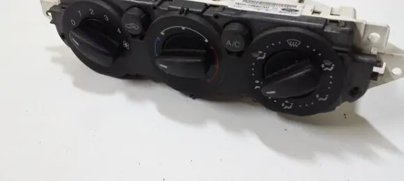 Ford Focus C-MAX Climate control unit 69607320