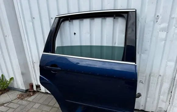 Ford S-MAX Rear door