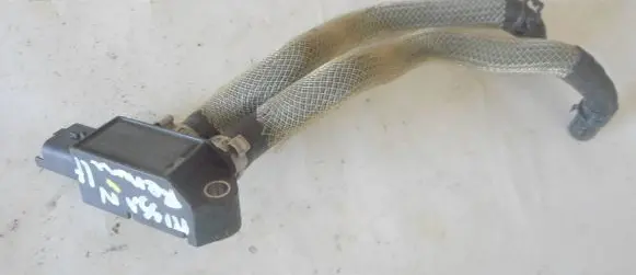 Nissan Qashqai Exhaust gas pressure sensor 227707094R 142250230 31M791201