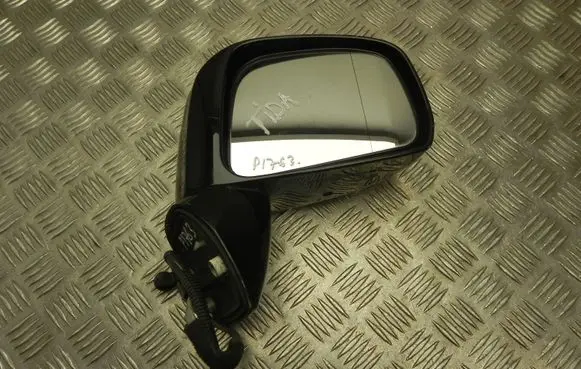 Nissan Tiida C11 Front door electric wing mirror E13021206