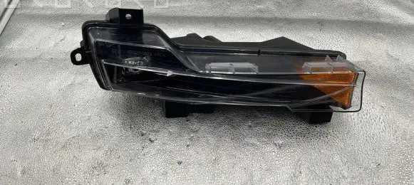 Tesla Model Y Front fog light 107739200F