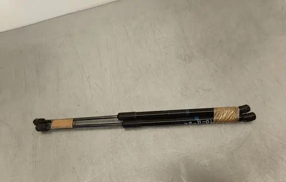 Mercedes-Benz B W246 W242 Tailgate/trunk strut/damper A2469800564