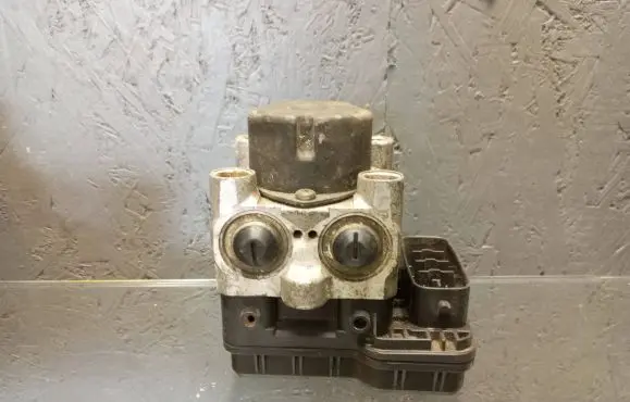 Toyota RAV 4 (XA20) ABS Pump 8954142070 4451042060 1338000140
