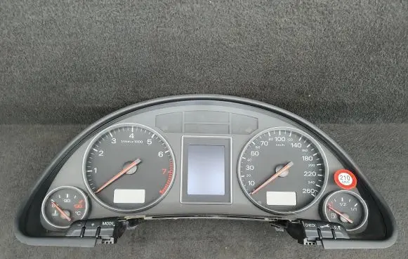 Audi A4 S4 B6 8E 8H Speedometer (instrument cluster) 8E0920900N RB4