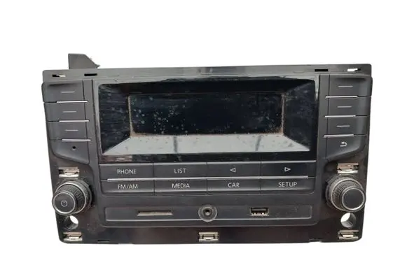 Volkswagen Crafter Radio/CD/DVD/GPS head unit 2E0035130