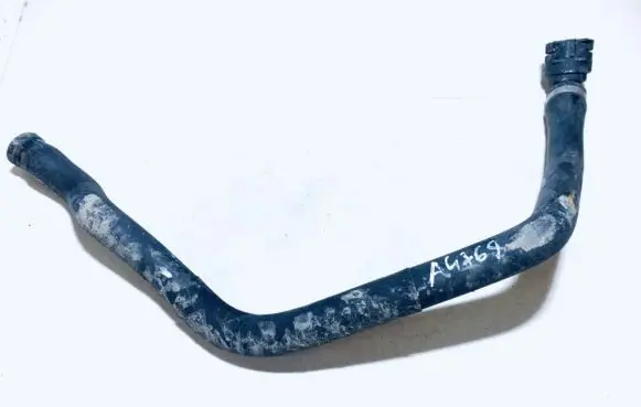 BMW 1 E81 E87 Engine coolant pipe/hose