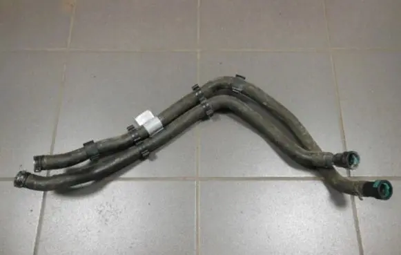 Jaguar F-Pace Engine coolant pipe/hose GX7318C266AE
