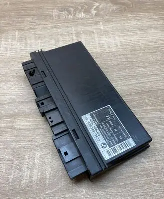 BMW 5 E60 E61 Comfort/convenience module 6957529 5WK49110
