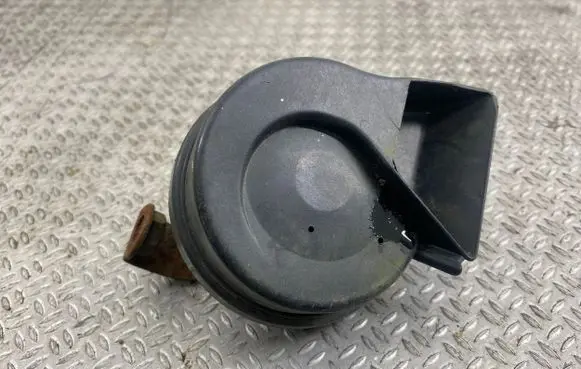Volkswagen Phaeton Horn signal A28657625