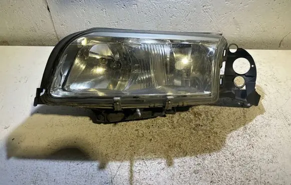 Volvo S80 Headlight/headlamp