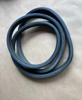 Cadillac ATS Rubber seal rear door 