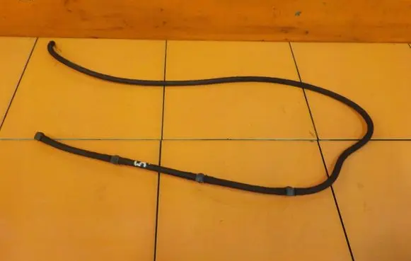 Iveco Daily 3rd gen Other engine bay part PRZELEWY 4MB25