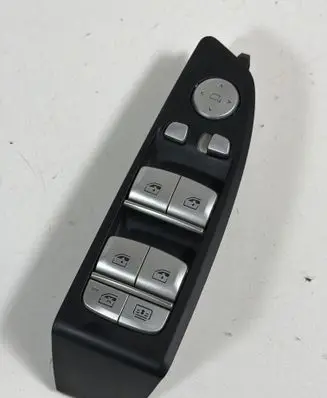 BMW 7 G11 G12 Electric window control switch 938250303