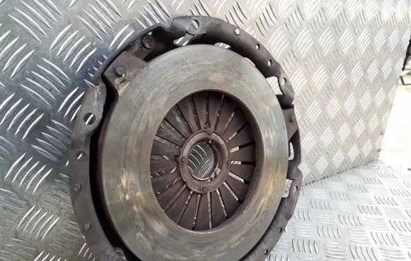 Iveco Daily 6th gen Pressure plate 