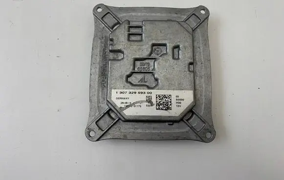 Renault Clio IV Xenon control unit/module 130732959300